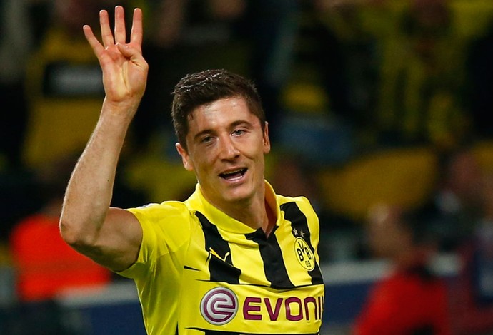 Lewandowski comemora o quarto gol, Borussia Dortmund x Real Madrid (Foto: Reuters)