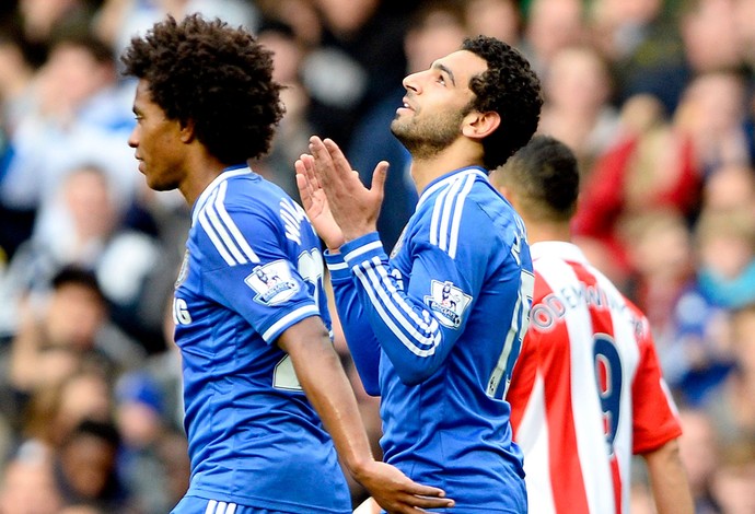 Mohamed Salah comemoração Chelsea contra Stoke City (Foto: Reuters)