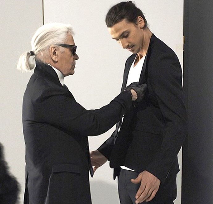 Ibrahimovic revista ensaio Karl Lagerfeld (Foto: Reprodução / Instagram)