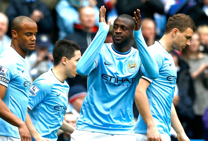 Yaya Toure comemoração Manchester City contra Southampton  (Foto: Reuters)