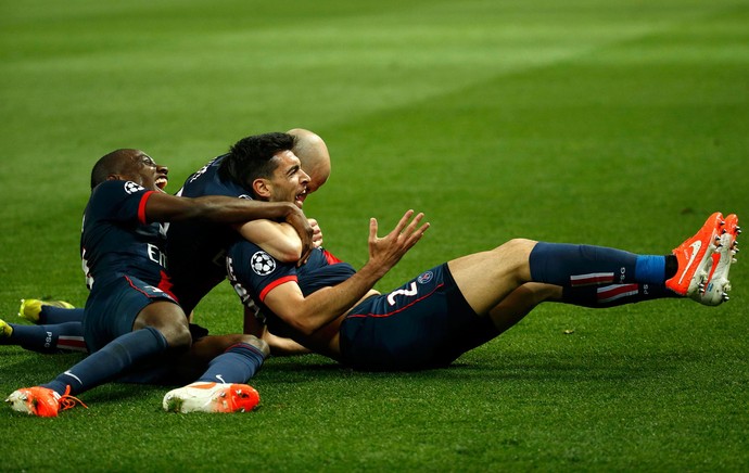 Pastora gol PSG x Chelsea (Foto: Reuters)