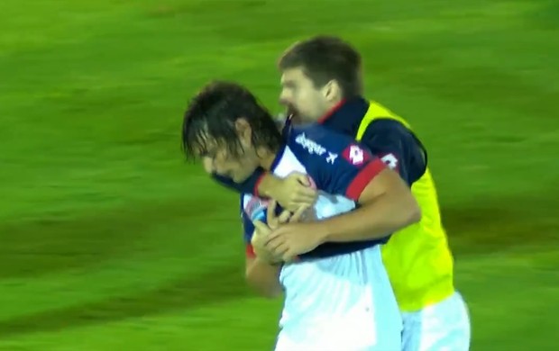 Fabricio Fontanini é contido San Lorenzo Independiente del Valle Libertadores (Foto: Reprodução SporTV)