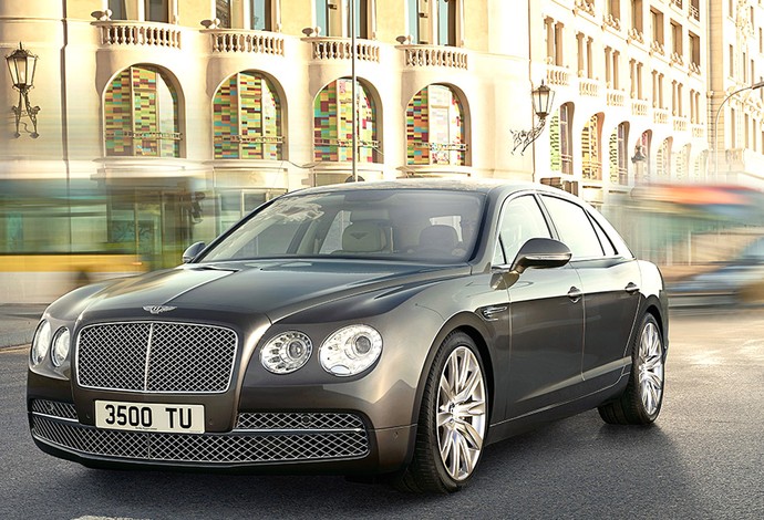 2014 Bentley Flying Spur carro (Foto: Divulgação)