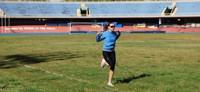 Maurren Maggi volta aos treinos (Foto: Marcos Guerra)