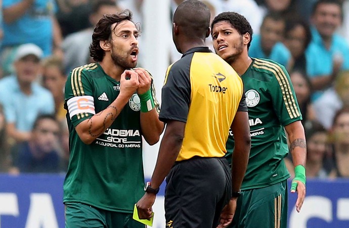 Valdivia Palmeiras e santos (Foto: Marcos Ribolli / Globoesporte.com)