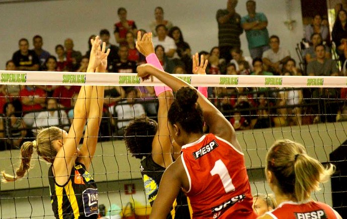 vôlei sesi e praia clube (Foto: Reprodução / Facebook)