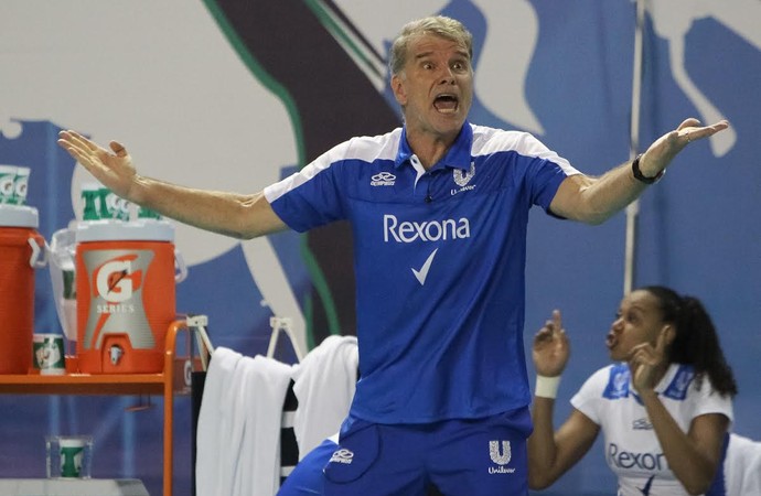 Bernardinho, técnico do Rio, Superliga (Foto: Ricardo Bufolin)