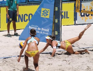 Ágatha e Bárbara vencem quartas de final e ficam perto do bicampeonato brasileiro (Foto: Paulo Frank/CBV)