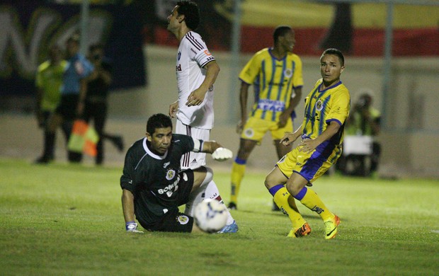 Fred Fluminense x Horizonte (Foto: Kid Junior / Photocâmera)