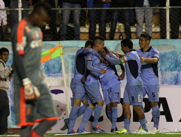 Bolivar x Flamengo (Foto: EFE)