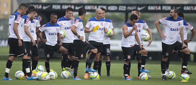 Mano Menezes treino Corinthians grupo jogadores (Foto: Daniel Augusto Jr / Agência Corinthians)