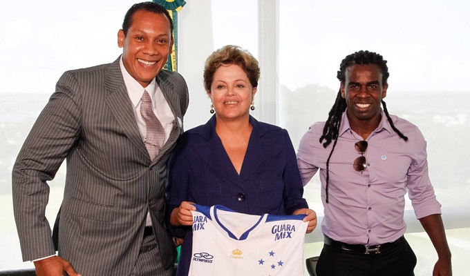 Dilma, Tinga e Marcio Chagas Filho (Foto: Divulgação Planalto.gov.br)