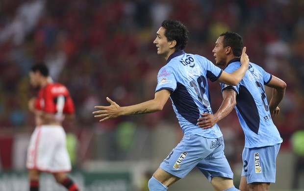 Ricardo Pedriel gol, Flamengo x Bolivar (Foto: AP)