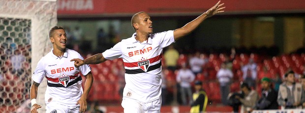 Luis Fabiano comemoração São Paulo contra Audax Osasco (Foto: Davi Ribeiro / Agência Estado)