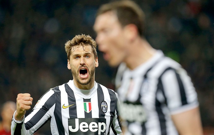 Fernando Llorente comemoração Juventus contra Milan (Foto: Reuters)