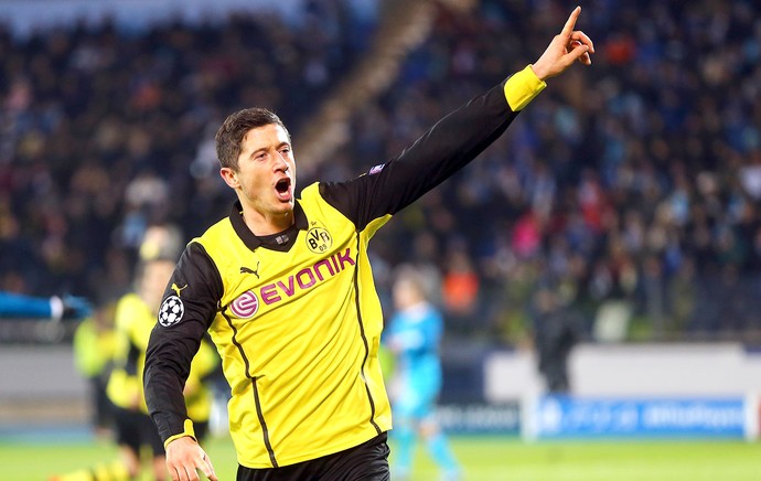 Robert Lewandowski comemoração gol Borussia Dortmund e Zenit (Foto: Getty Images)