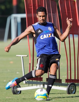 hernane flamengo (Foto: Gustavo Miranda / O Globo)