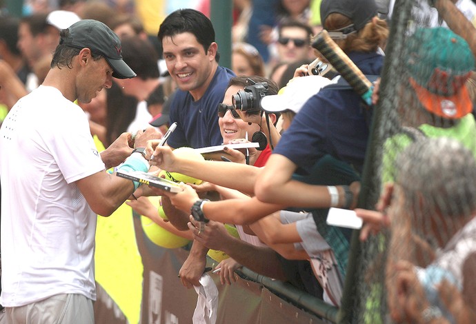 Rafael Nadal treino Rio Open tênis (Foto: EFE)