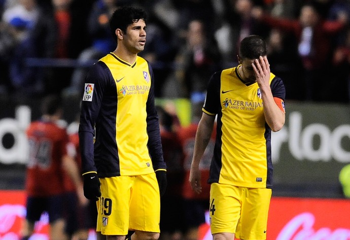 diego costa Osasuna  x Atletico de Madrid   (Foto: AP)