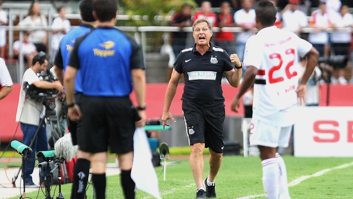 oswaldo oliveira santos x são paulo (Foto: LUCAS BAPTISTA/Futura Press )