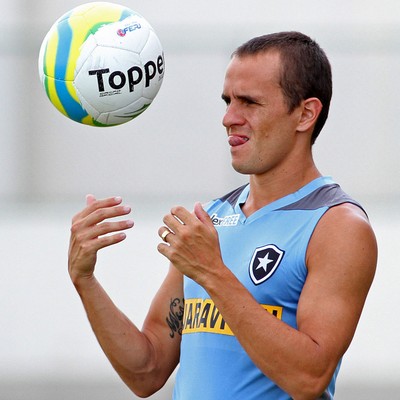 lucas treino Botafogo (Foto: Vitor Silva/SSPress)