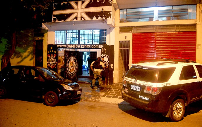 polícia torcida organizada do Corinthians prisão (Foto: Hélio Torchi / Agência Estado)