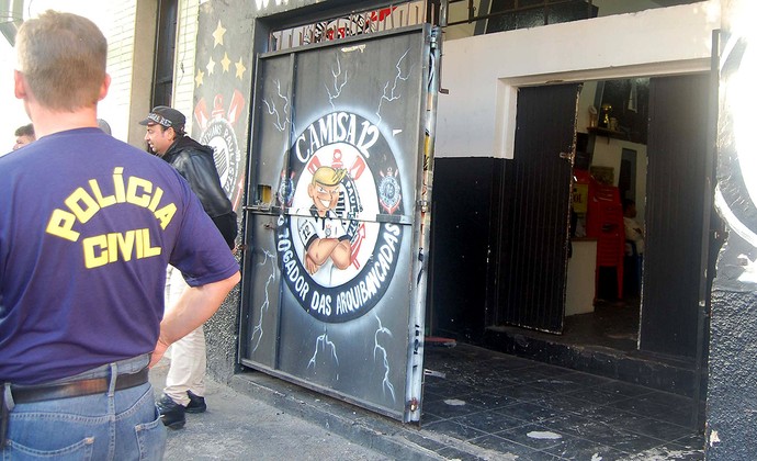 polícia torcida organizada do Corinthians prisão (Foto: Hélio Torchi / Agência Estado)