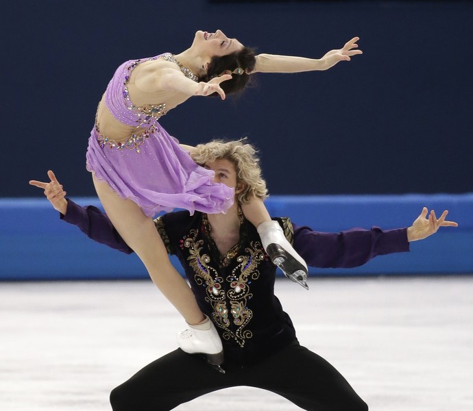 Meryl Davis e Charlie White patinação ouro Sochi (Foto: AP)