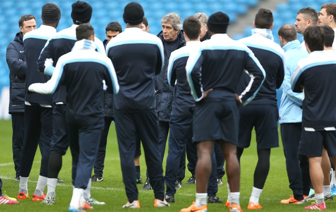 Treino Manchester City Pellegrini (Foto: Getty Images)