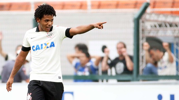 Romarinho gol, Corinthians x Palmeiras (Foto: Marcos Ribolli)