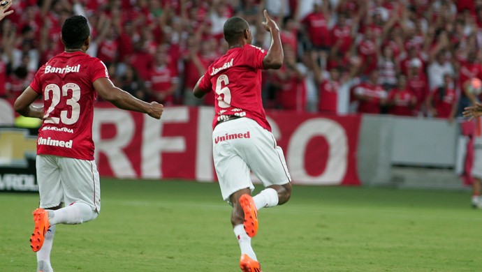 Fabricio gol, Internacional x Caxias (Foto: Wesley Santos/Agência PressDigital)