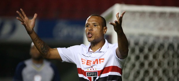 São Paulo x Portuguesa, Luis Fabiano (Foto: Marcos Ribolli)