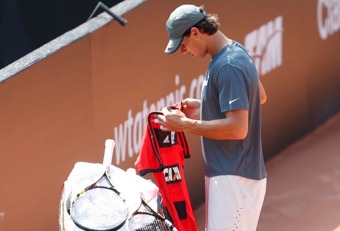 Rafael Nadal camisa Flamengo (Foto: Alexandre Cassiano / Agência O Globo)