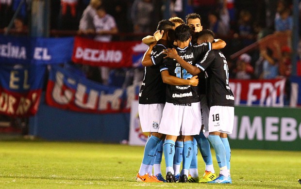 Jogadores do Grêmio comemoram gol contra o Nacional (Foto: Lucas Uebel/Divulgação, Grêmio)