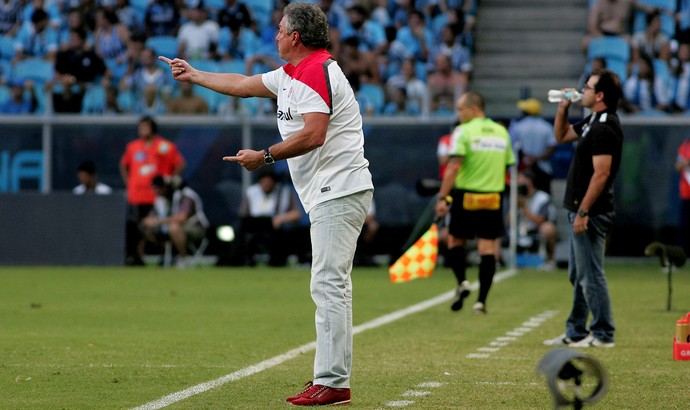 Abel Braga internacional e grêmio (Foto: Wesley Santos / Pressdigital)