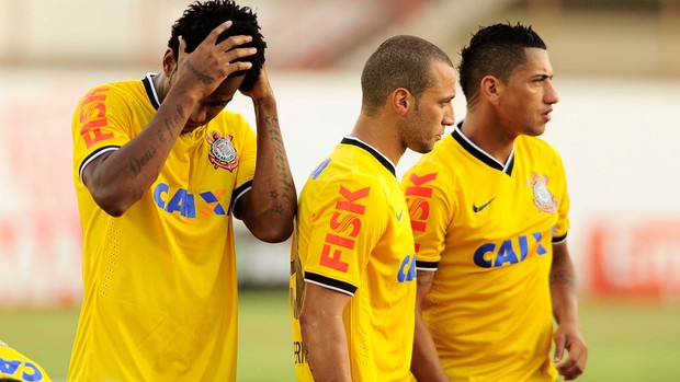 ralf guilherme corinthians e Mogi Mirim (Foto: Marcos Ribolli / Globoesporte.com)