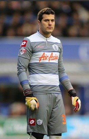 julio cesar queens park rangers x everton (Foto: Site Oficial Everton)