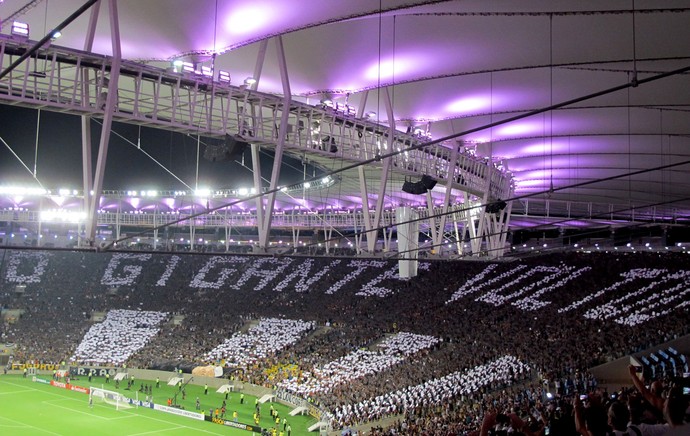 mosaico torcida Botafogo maracanã (Foto: Fred Huber)