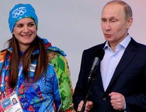 Yelena Isinbayeva e Vladimir Putin Sochi (Foto: Helena Rebello)