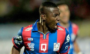 Victor Estupinan gol jogo Botafogo e Deportivo Quito pré-Libertadores (Foto: Reuters)