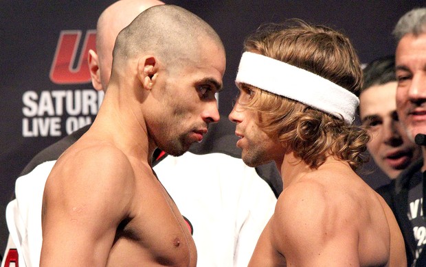 Renan Barão e Faber encarada UFC 169 (Foto: Evelyn Rodrigues)