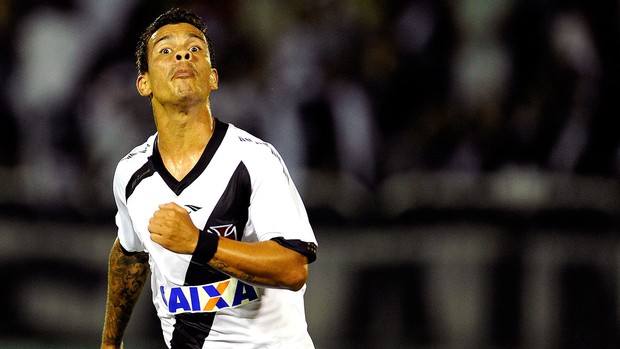 Bernardo gol Vasco e Audax (Foto: Fábio Castro / Agência Estado)