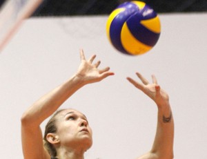 Fernandinha vôlei feminino (Foto: Alexandre Arruda/CBV)