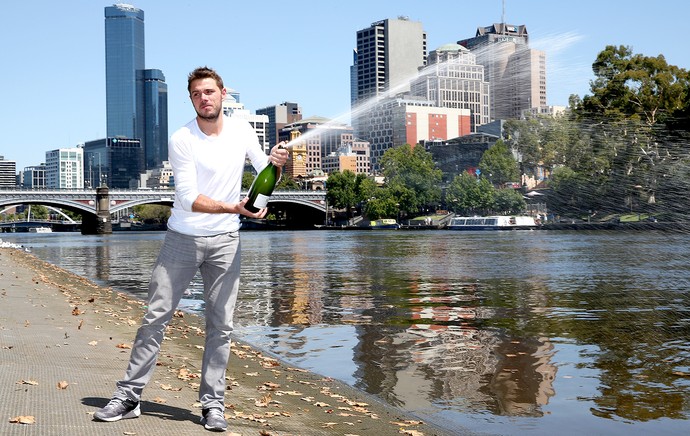  Stanislas Wawrinka com o troféu do Aberto da Austrália (Foto: Getty Images)