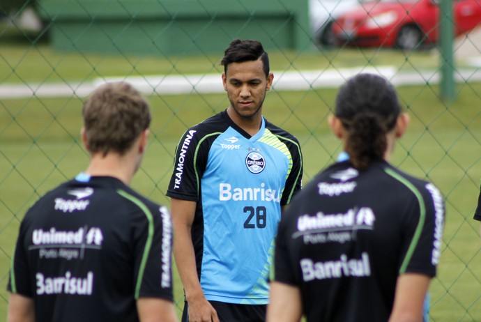 souza grêmio volante curitiba (Foto: Diego Guichard/Globoesporte.com)