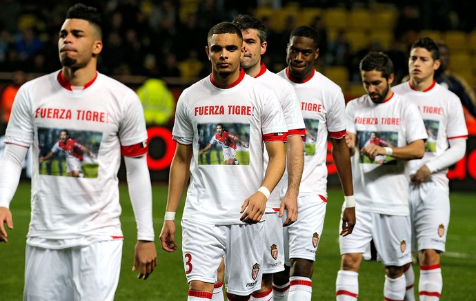 camisa homenagem Monaco Falcao garcia (Foto: Agência AP)