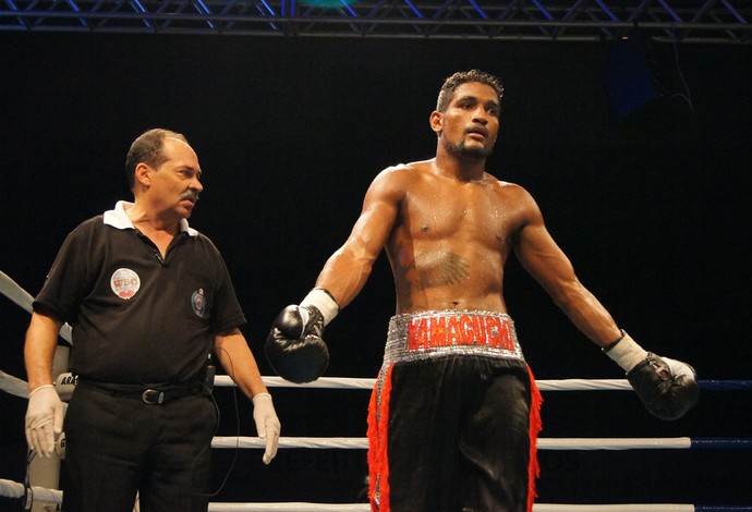 boxe Yamaguchi falcão (Foto: Thierry Goozer)