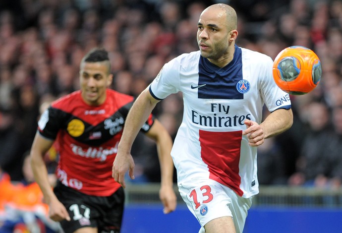 Alex, Guingamp x PSG (Foto: AFP)