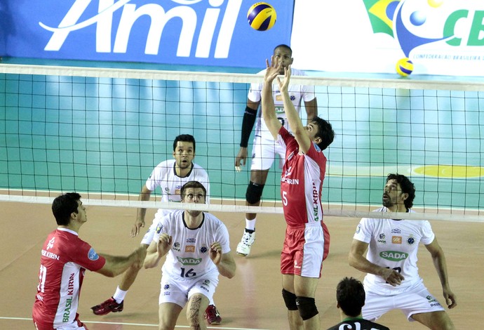  jogo Cruzeiro e Campinas Copa do Brasil vôlei (Foto: Ivan Amorin / CBV)