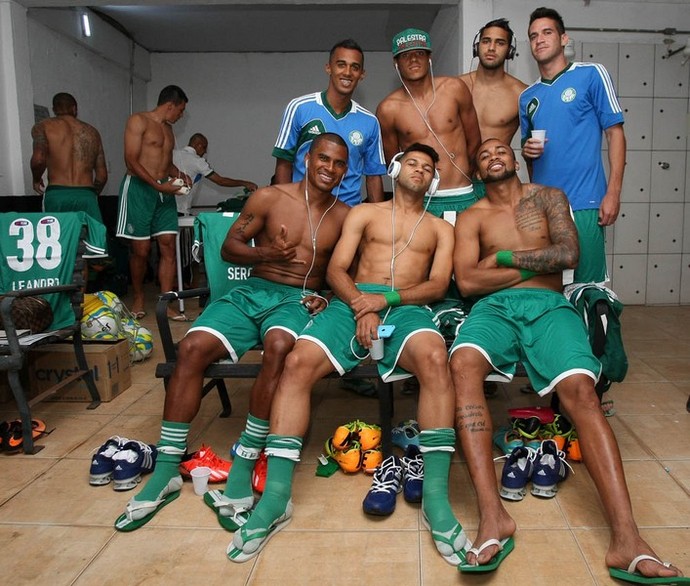 Jogadores Palmeiras vestiário (Foto: Divulgação)